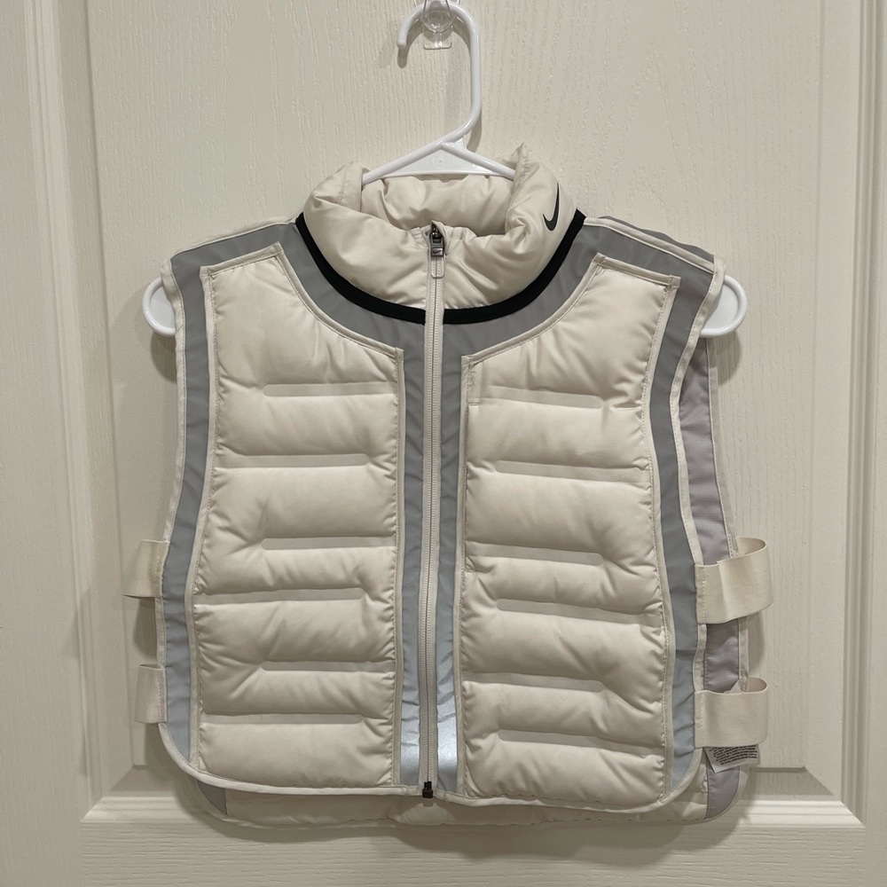 Nike Aeroloft Women’s Running Vest Medium White